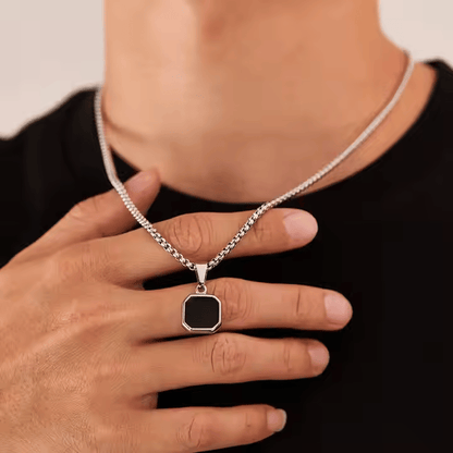 Men’s Trendy Onyx Stone Square Necklace (Silver) | 24 Inch Round Box Chain