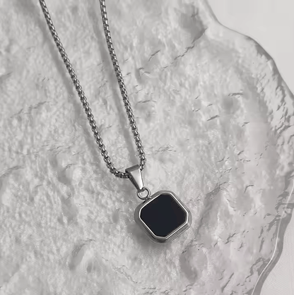 Men’s Trendy Onyx Stone Square Necklace (Silver) | 24 Inch Round Box Chain